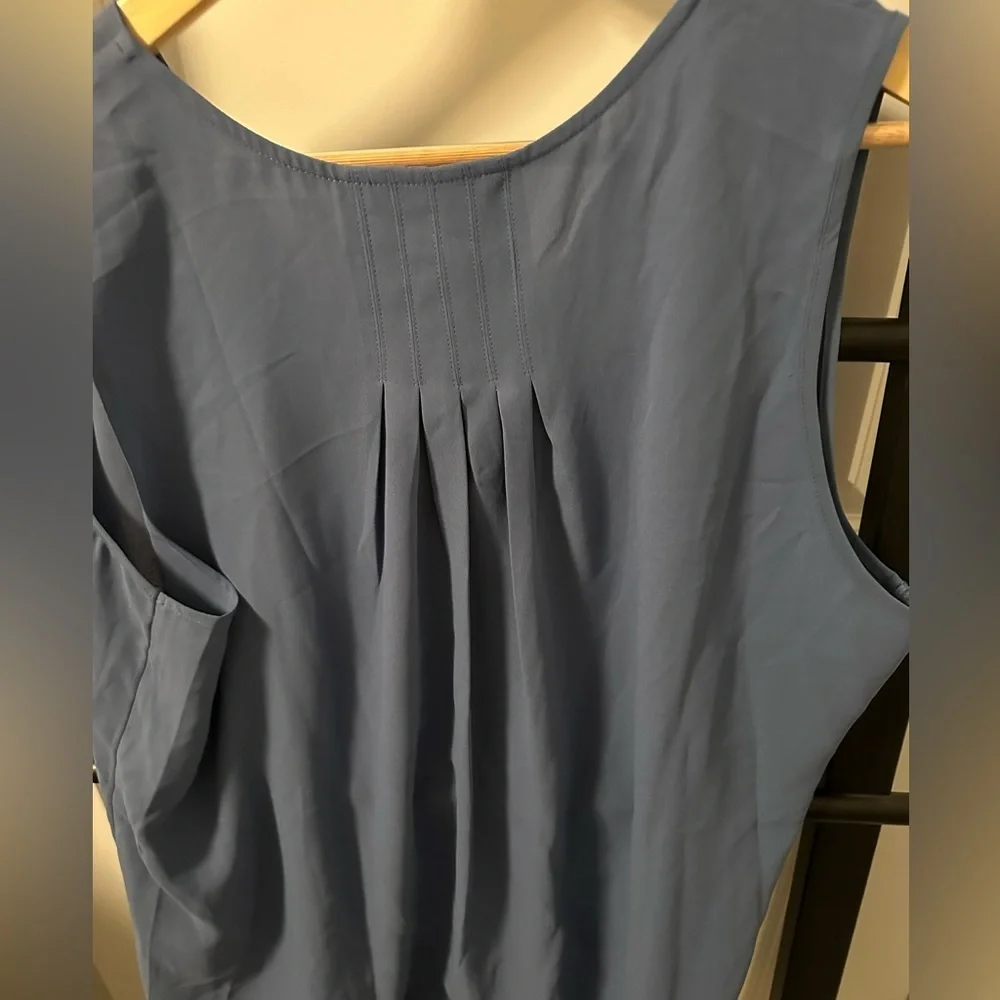 Shale blue flowy tank. - Picture 2 of 3